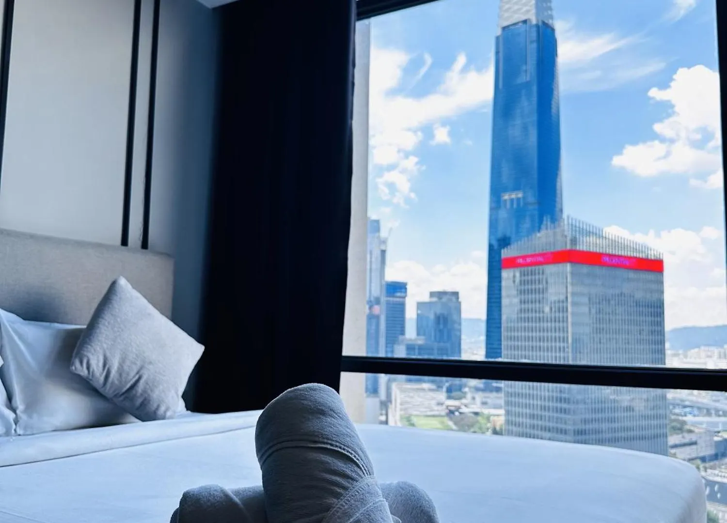 *** Hotel The Axon Suites Pro Max Kuala Lumpur Malaysia